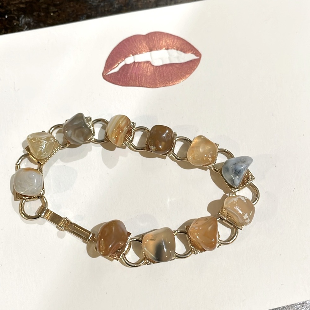 Vintage polished gemstone bracelet